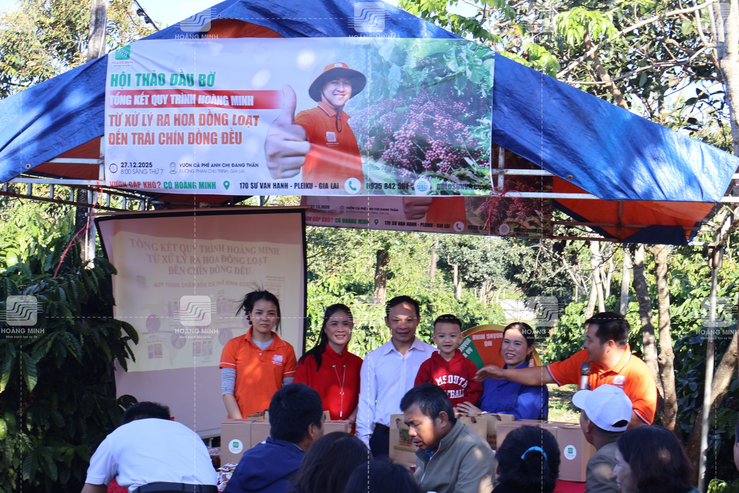 Sự kiện hội thảo được tổ chức tại biển hồ